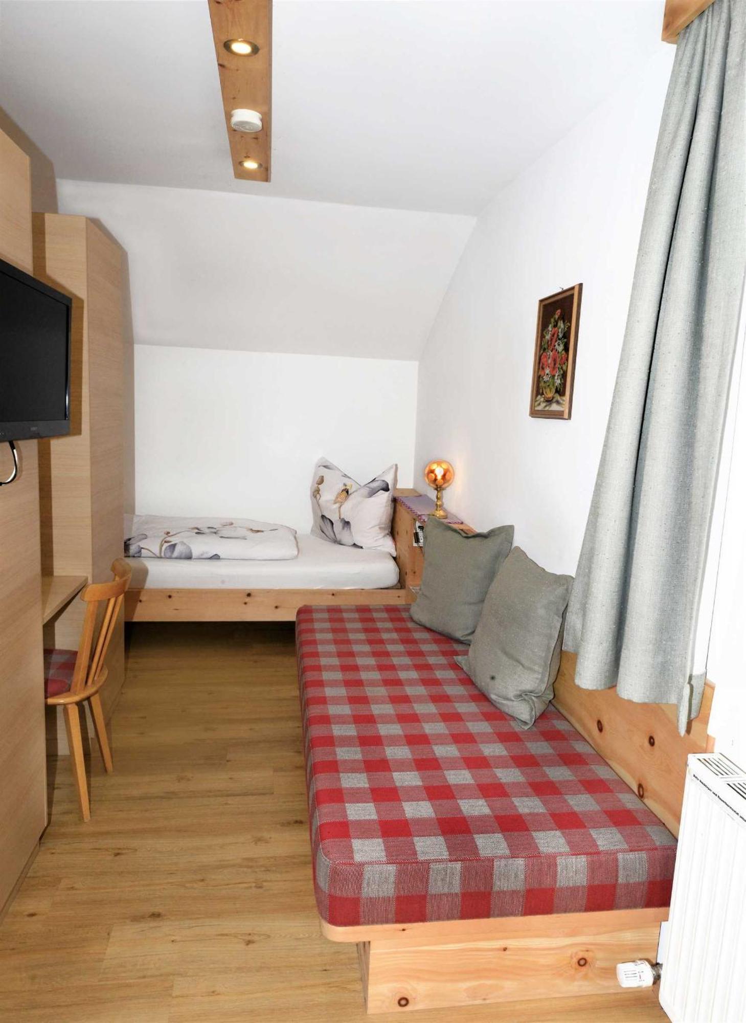 Gaestehaus Sonnenheim Thaur Bagian luar foto
