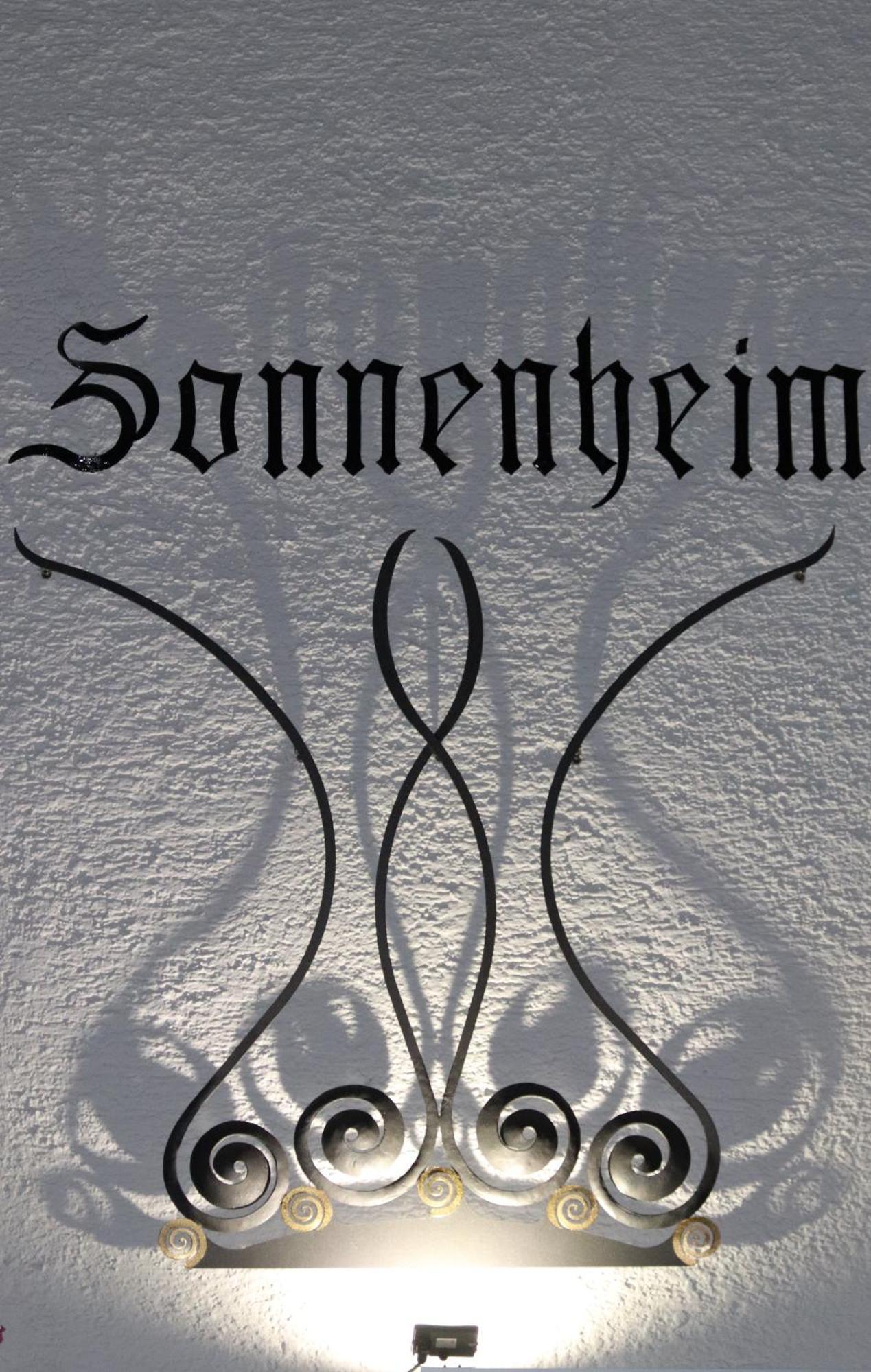 Gaestehaus Sonnenheim Thaur Bagian luar foto