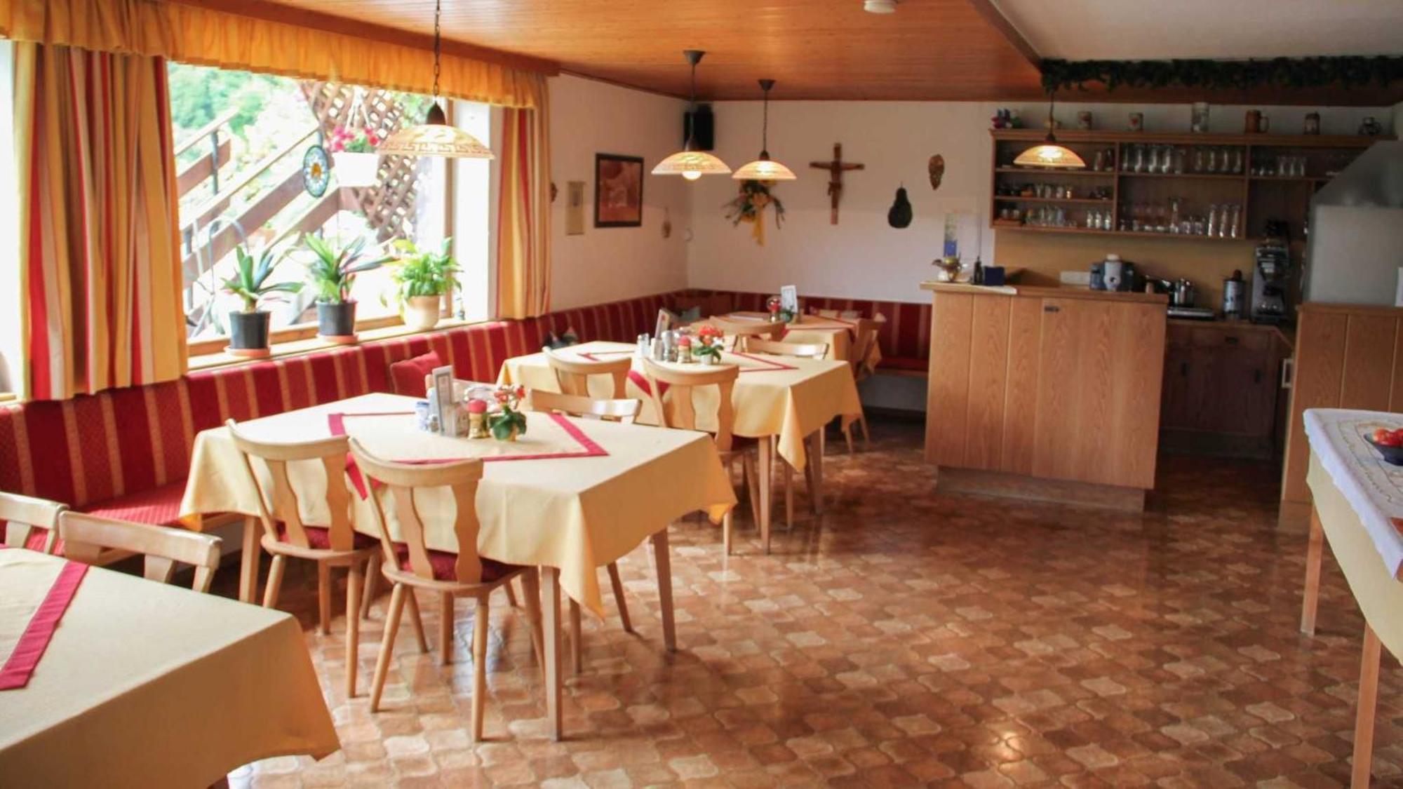 Gaestehaus Sonnenheim Thaur Bagian luar foto