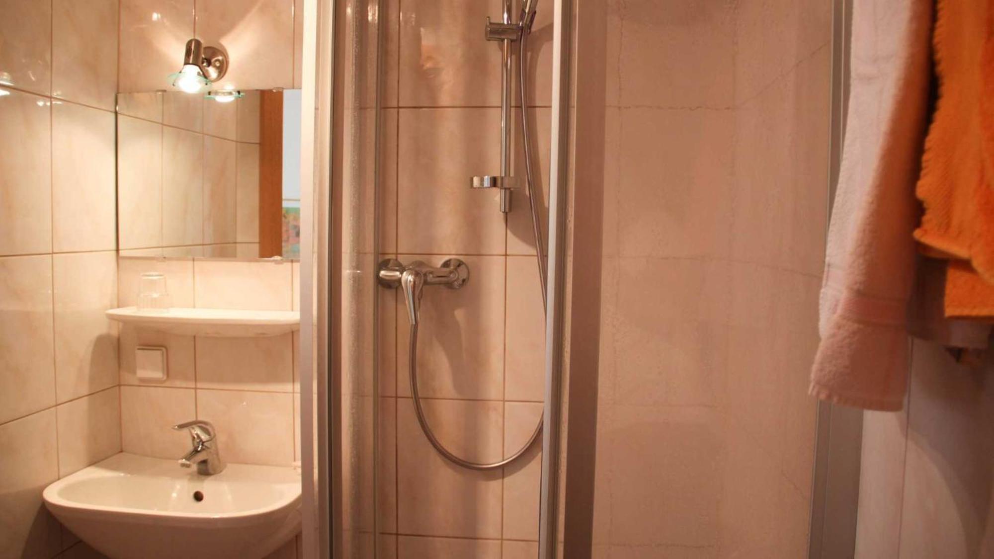 Gaestehaus Sonnenheim Thaur Bagian luar foto